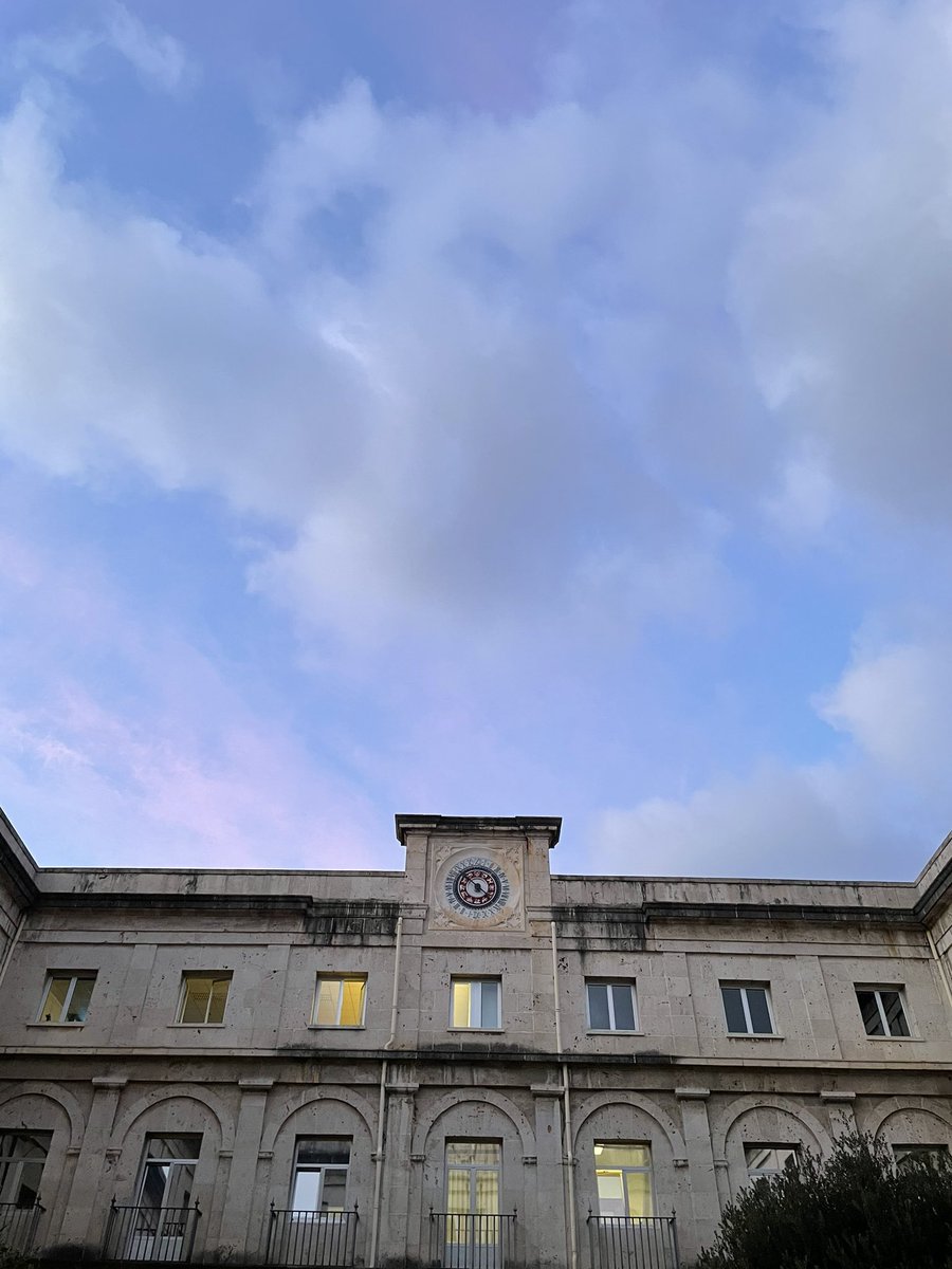 ¡Vaya primer día hemos tenido! 😍 Gracias todos los que os habéis acercado a escuchar y en especial a nuestros ponentes <a href="/carlospalos3/">Carlos Palos</a>, <a href="/GarciaAdanero/">Carlos García Adanero</a> y César Galarraga.
!Mañana más y mejor!
#ZurichWakeUp2021