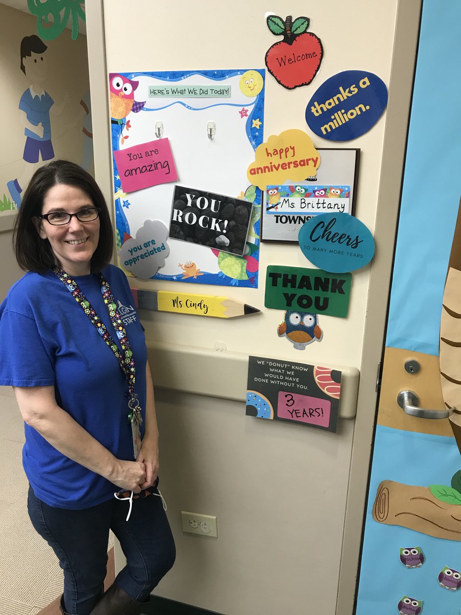 centrepreschool's tweet photo. Help us say HAPPY ANNIVERSARY to Ms. Brittany! She has been with us for 3 years and we are so thankful she is part of our Centre of Elgin Preschool family! #elginparksandrec #elginil #preschoolteachersrock #centreofelgin https://t.co/7CmedlHNCj