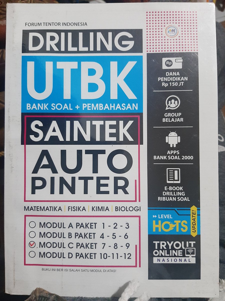 cxtiepaww's tweet photo. GIVEAWAY THE KING UTBK SAINTEK &amp; ZENIUS

karena adekku lolos snmptn, aku mau bikin ga the king, latsol, sama akun zenius. Kalian yang mau ikut UTBK 2021 dan bener2 butuh ikutan yuk✨

Syaratnya cuma like + RT post ini aja.
end 24 maret
*ongkir aku yg nanggung https://t.co/HsFXQyT3iu