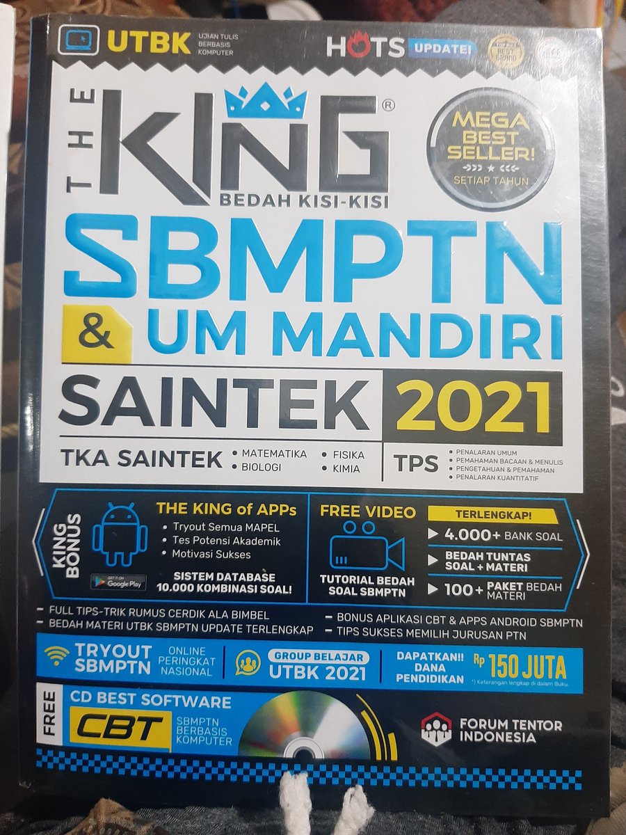 cxtiepaww's tweet photo. GIVEAWAY THE KING UTBK SAINTEK &amp; ZENIUS

karena adekku lolos snmptn, aku mau bikin ga the king, latsol, sama akun zenius. Kalian yang mau ikut UTBK 2021 dan bener2 butuh ikutan yuk✨

Syaratnya cuma like + RT post ini aja.
end 24 maret
*ongkir aku yg nanggung https://t.co/HsFXQyT3iu