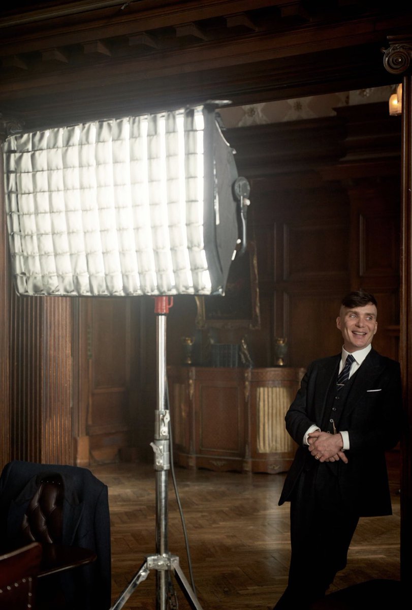 Let me brighten your timeline with smiling Cillian Murphy on set of Peaky Blinders!