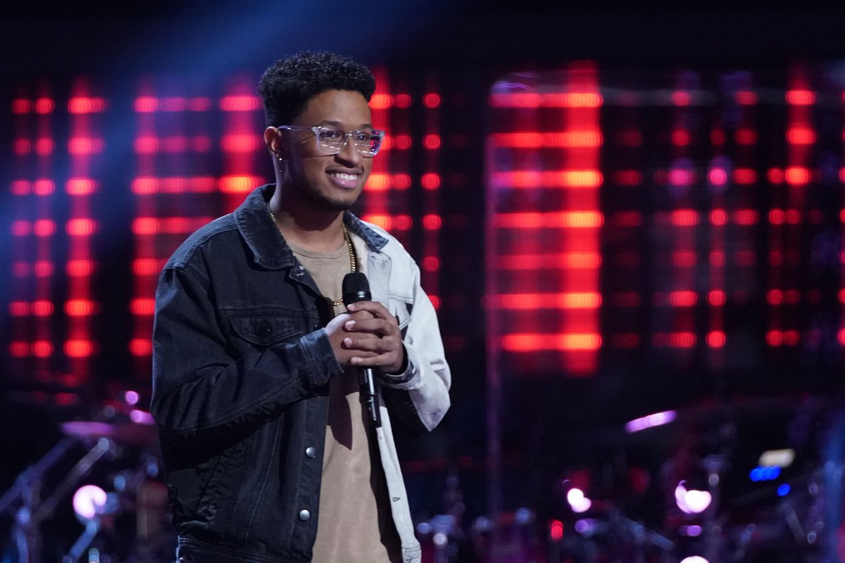 Why am I beaming? 👀
Tonight is The Finale of the Blinds! Tune in to see my favs! Next week we start battles! Who do you think I battled? #thevoice #teamnick <a href="/nickjonas/">Nick Jonas</a>