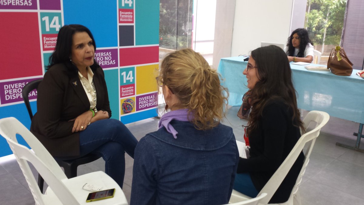 andrucammarano's tweet photo. Con mi amiga y colega @licmnrodriguez tuvimos el honor de entrevistar a @minoutavarezm en el marco del #14EFLAC en 2017.
Pueden escuchar aquí 👇
https://t.co/kICGkBcpvi https://t.co/izHsRai3RC