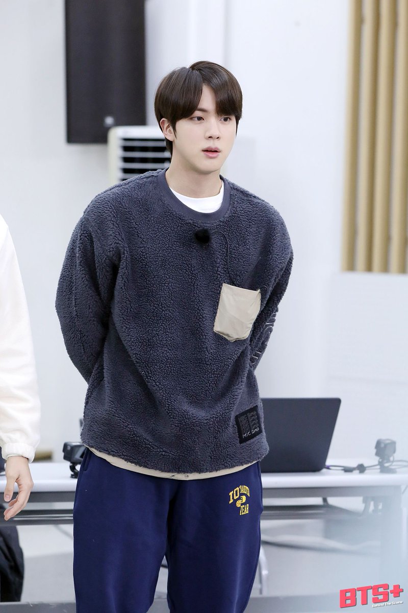 WJacielma's tweet photo. #bts #btsarmy #army #armybts #kimseokjinbts #kimseokjin #seokjin #seokjinbts #jin #jinbts #armyjin #armyseokjin https://t.co/Cncd1KjgXT
