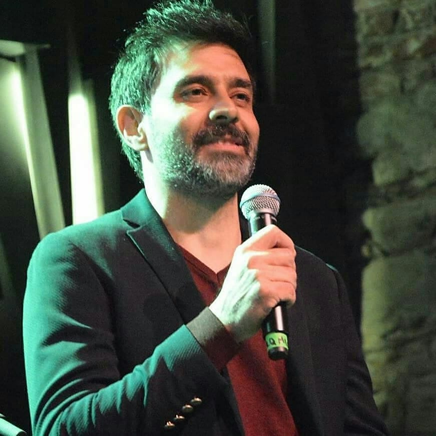 CanselSevenler's tweet photo. @cansellelcin #canselelcin #actor #canselelcin #metinersoy #konser #babylon #cansellelcin #sanatçı #star https://t.co/nJACxmNTIJ https://t.co/H3uPQzPtXy