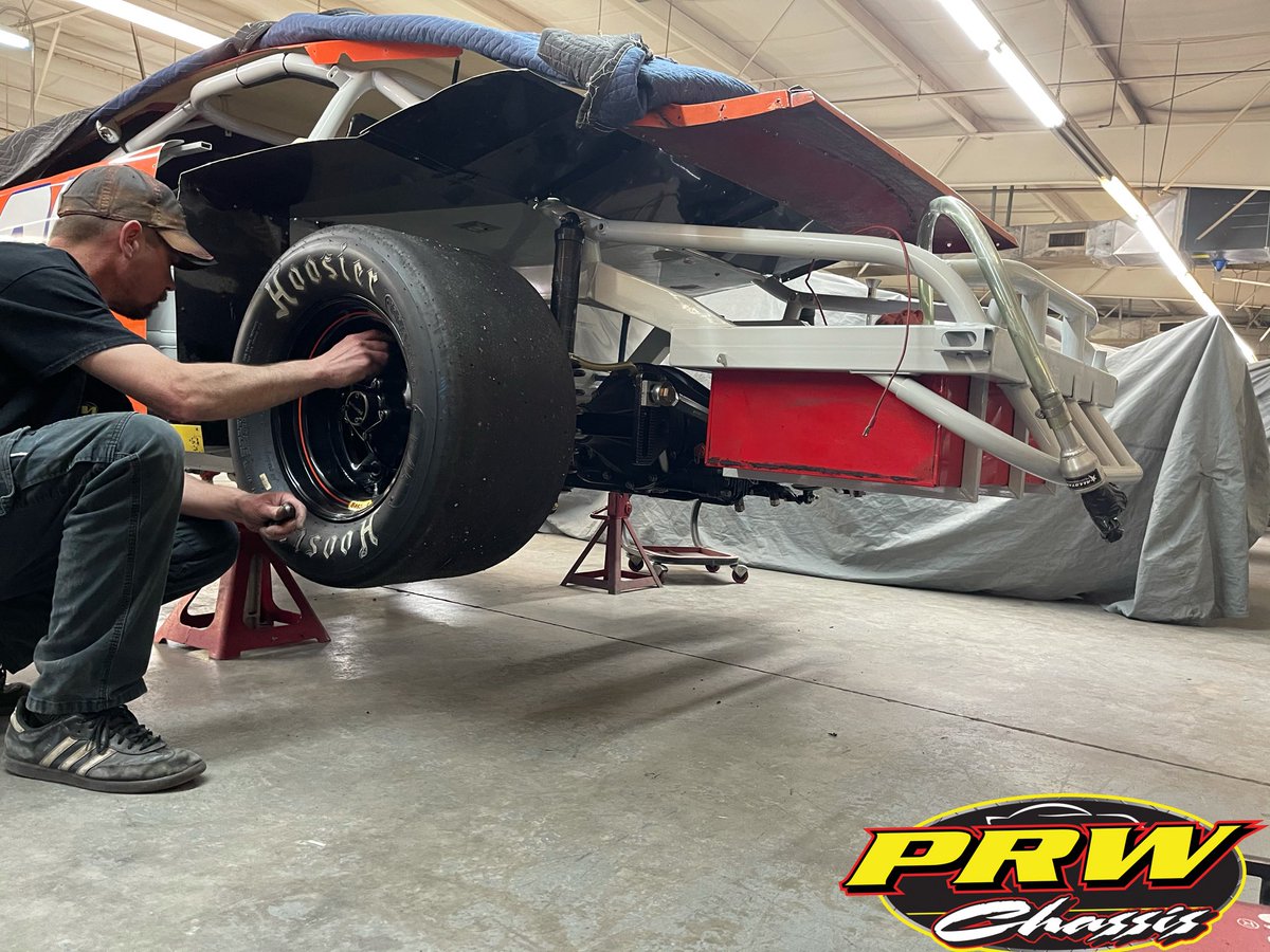 PRWchassis's tweet photo. Fox and Zippy worked hard to get this one completed today, and the owner took it home to start the rebuild. We love seeing a customer's response to seeing their car repaired. #PRWChassis #Racing #Repair #LateModel #RaceCar #RearClip #FrontClip #Satisfied #Rebuild https://t.co/taOtjsHwMb