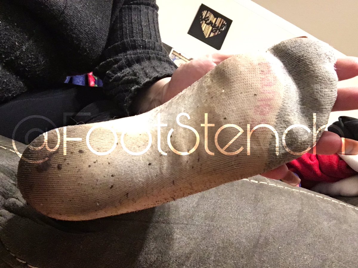 @FootStench Queenie tweet media