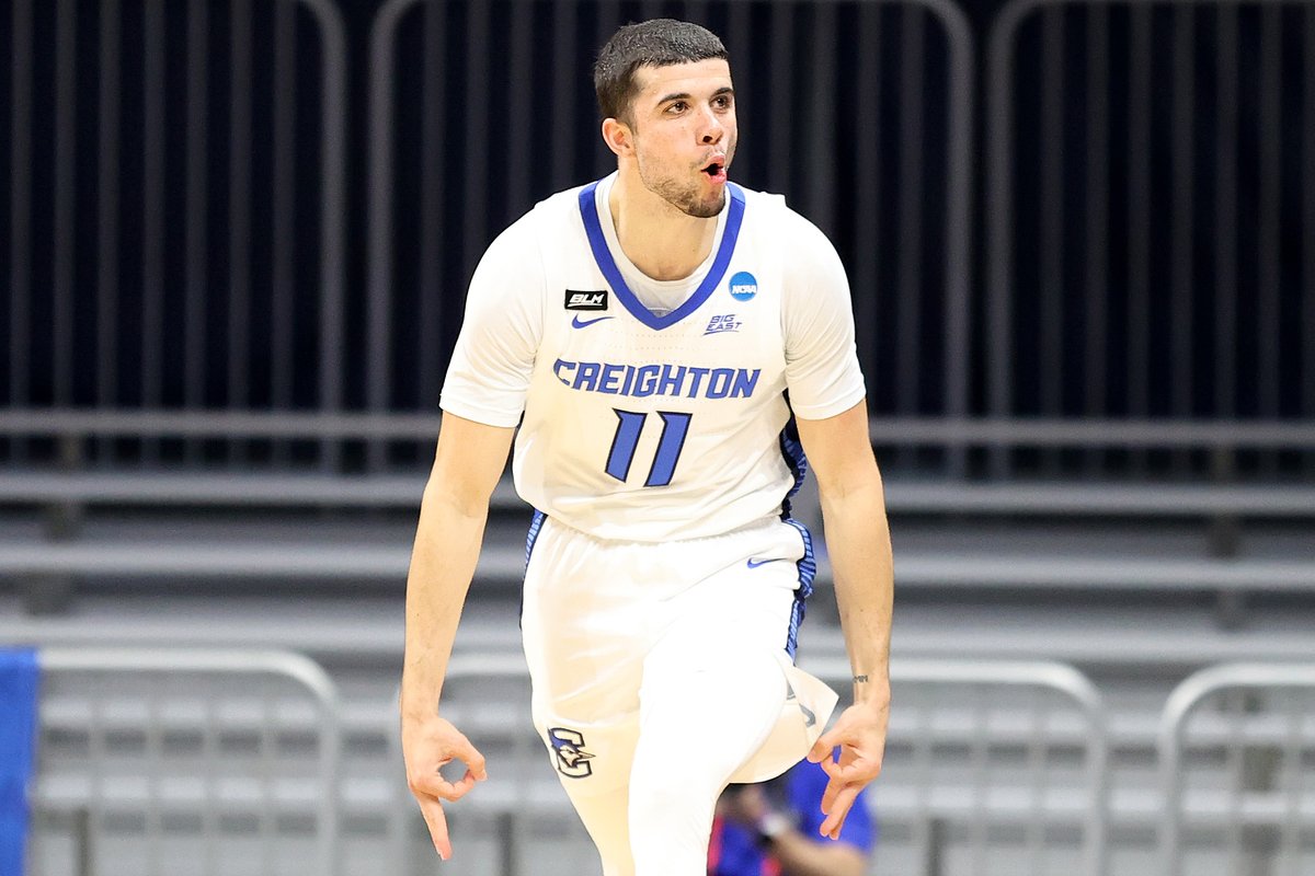 BleacherReport's tweet photo. Bluejays. Keep. Dancing. 🔥

Creighton advances to the Sweet 16 for the first time in 47 years https://t.co/OXr36v0lRy
