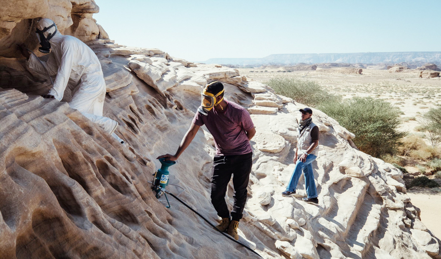 arabnews's tweet photo. “The Architects of Ancient Arabia”: New Discovery Channel documentary highlights the importance of Saudi Arabia’s AlUla. @RCU_SA @ExperienceAlUla https://t.co/luVyZLHXYF https://t.co/ZHPHUVHnAV
