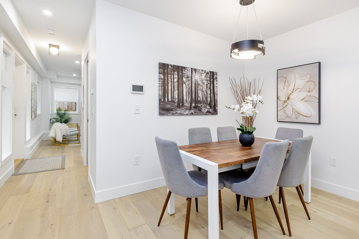SeanStevensVan's tweet photo. Viewings by Appointment

📍485 East 11th Avenue, Vancouver

https://t.co/lrl6mkCkzR

Contact:
Sean Stevens
Personal Real Estate Corporation
Macdonald Realty [MN]
604-782-0821
contact@seanstevens.ca

#realestate #realtor https://t.co/7pgxNu8DHc