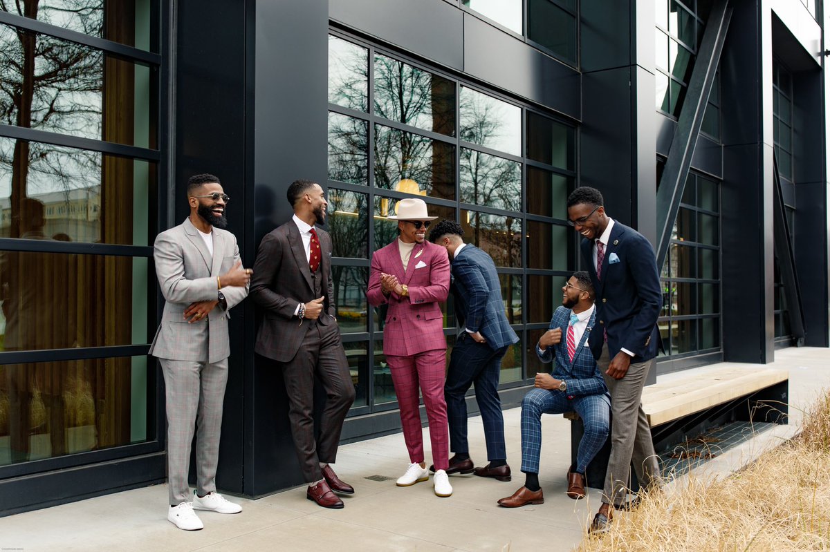 StylesWithAce's tweet photo. Blessing the TL with a little #blackboyjoy as @themileswill would say #ATLFlashmob #blackmenswear https://t.co/LukIBTujHJ
