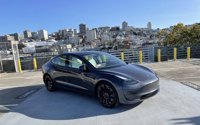 特斯拉有史以來最棒的車 馬斯克 就是model S Plaid 七人座版本會推出 Ddcar 電動車