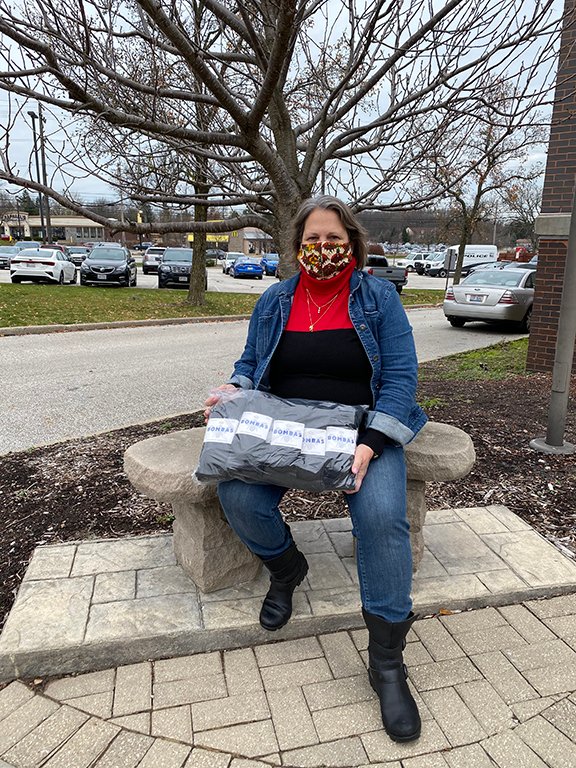 GraysArmory's tweet photo. Thank you Bombas Giving Team for supporting Cleveland Grays Armory Museum #Socks4Soldiers mission— serving  At-Risk &amp; Homeless Veterans &amp; Deployed &amp; Serving Troops! #BeeBetter #military #veteran #army #navy #usmc #usarmy #soldier #usnavy #coastguard #usaf  #veteransupport https://t.co/Gcm0PeBe4h