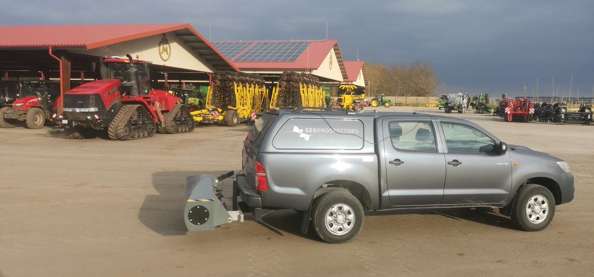 MKY2485's tweet photo. Ready for yet another #soilscanning session with a @geoprospectors #TopsoilMapper in Hungary. https://t.co/w5pQFHooUm