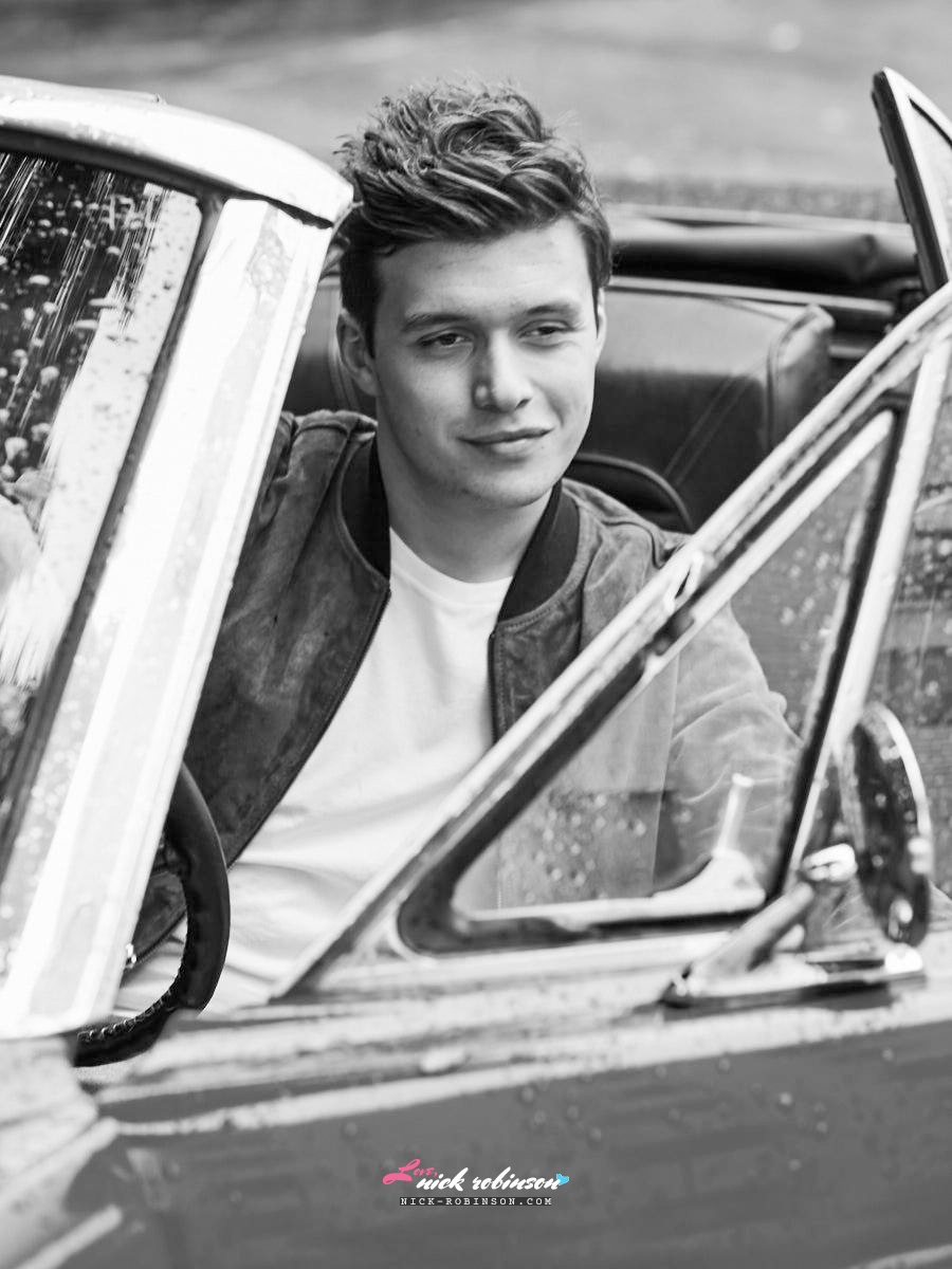 Happy 26th birthday to Nick Robinson! - 