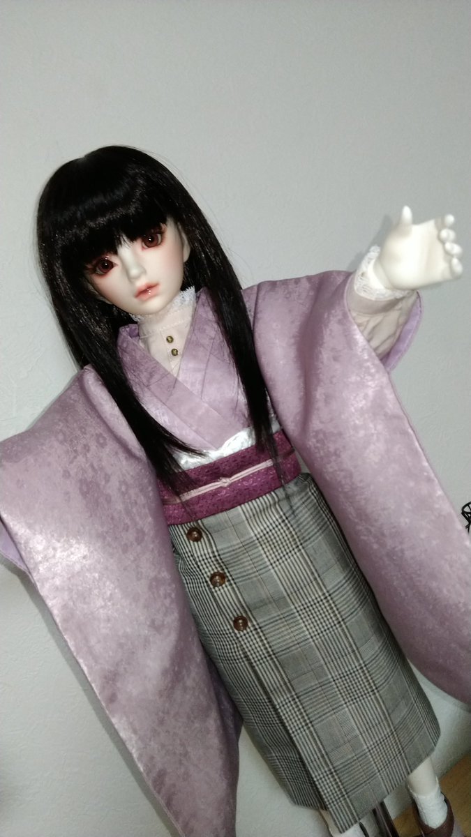 CHIKOsDOLL's tweet photo. 昨日お迎えしてきたフルチョさん達にチョロっとだけ出てきてもらった(●´ω`●)ノ
今のうちにお洋服着替えさせとかなきゃー(o・∇・o)
この子達には、式の時の服になってもらう為、しばらくサイド側で薄着になってもらったまま待機させる…(>_<)
#フルチョお迎え報告
#F93
#F68
#うちの子かわいい https://t.co/QAVGneHLUq