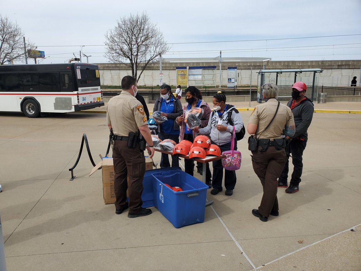 CMT_STL's tweet photo. Back at North Hanley Station passing out helmets with the Regional Transit Task Force and @stlmetro. A golden egg showed back up! #TransitIsGolden #SpringIntoSafety https://t.co/BgTwj4yrob