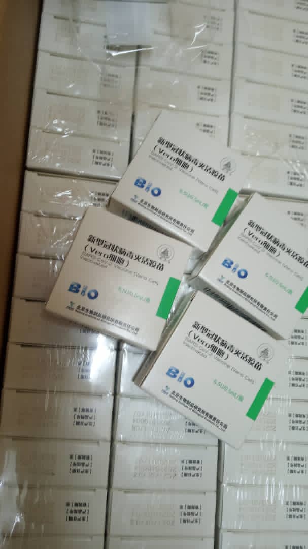Ambparaiso's tweet photo. El Ambulatorio Francisco Salazar Meneses, le da su agradecimiento a la Presidenta de los Seguros Sociales. Magalis Gutiérrez, y a su equipo de trabajo por la dotación a este centro de la Vacuna contra Covid/19 https://t.co/LnyofNnsbj