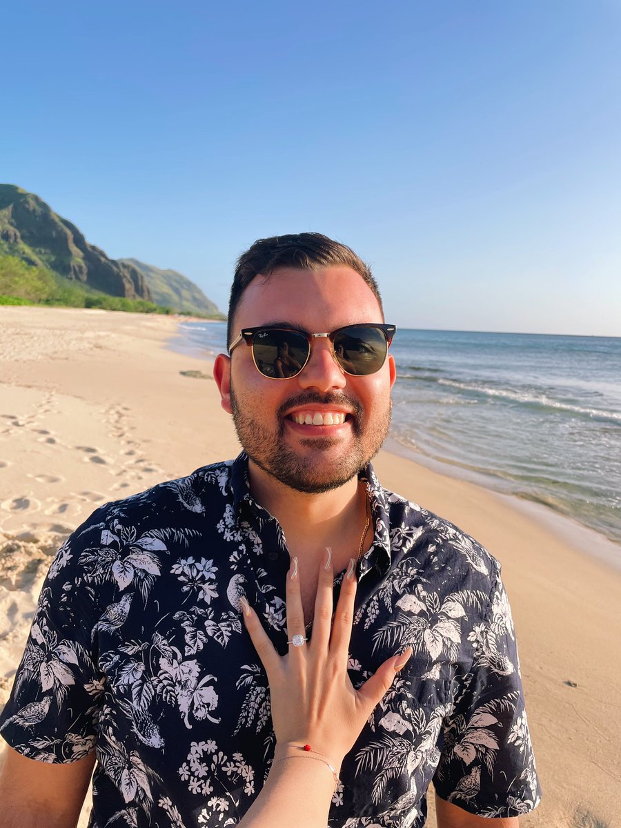 Munozz_Jonathan's tweet photo. W’s in the chat boys, she said yes https://t.co/ygVStSwa9G