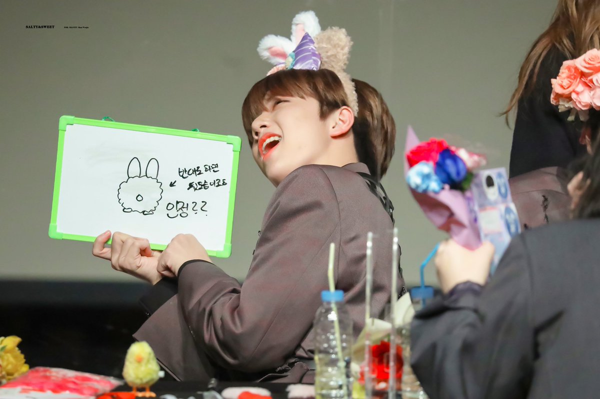 SaltySweet_0322's tweet photo. #함원진 210321 위드드라마

뭐야 이 귀염뽀짝 병아리🐥❤️❤️

#크래비티 #CRAVITY #원진 #WONJIN https://t.co/uvaPQSYG2T