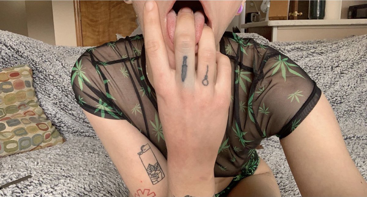 babyjae2001's tweet photo. Follow my onlyfans for the uncensored pic and more! https://t.co/8s9WbyBLjI 😘😘🤪
#Horny #Ass #onlyfans #babygirl #onlyfanspromo #onlyfansnewbie #weednsfw #highbabe #of #SellingContent https://t.co/nRhpu6zyXw