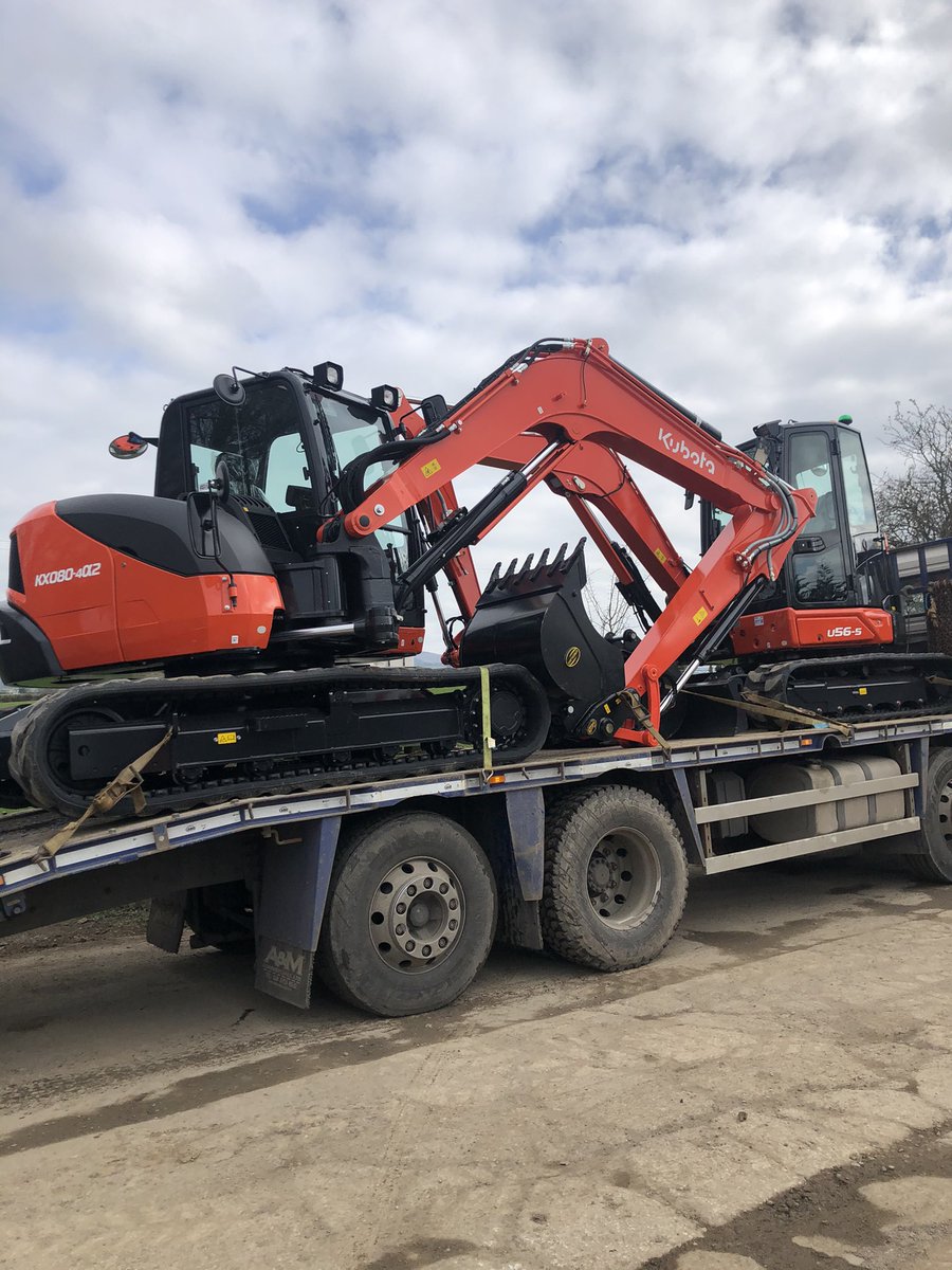 reesant7's tweet photo. 2 more Kubota machines landed today, these will be fleeted up first thing tomorrow and then delivered to our customers. 
call our hire desk on 0330 123 4420 or visit us at https://t.co/gJI23jaWTN

 #Planthire # #construction #excavator  #civilengineering #northwales #cheshire https://t.co/p5Mscmn6Qz