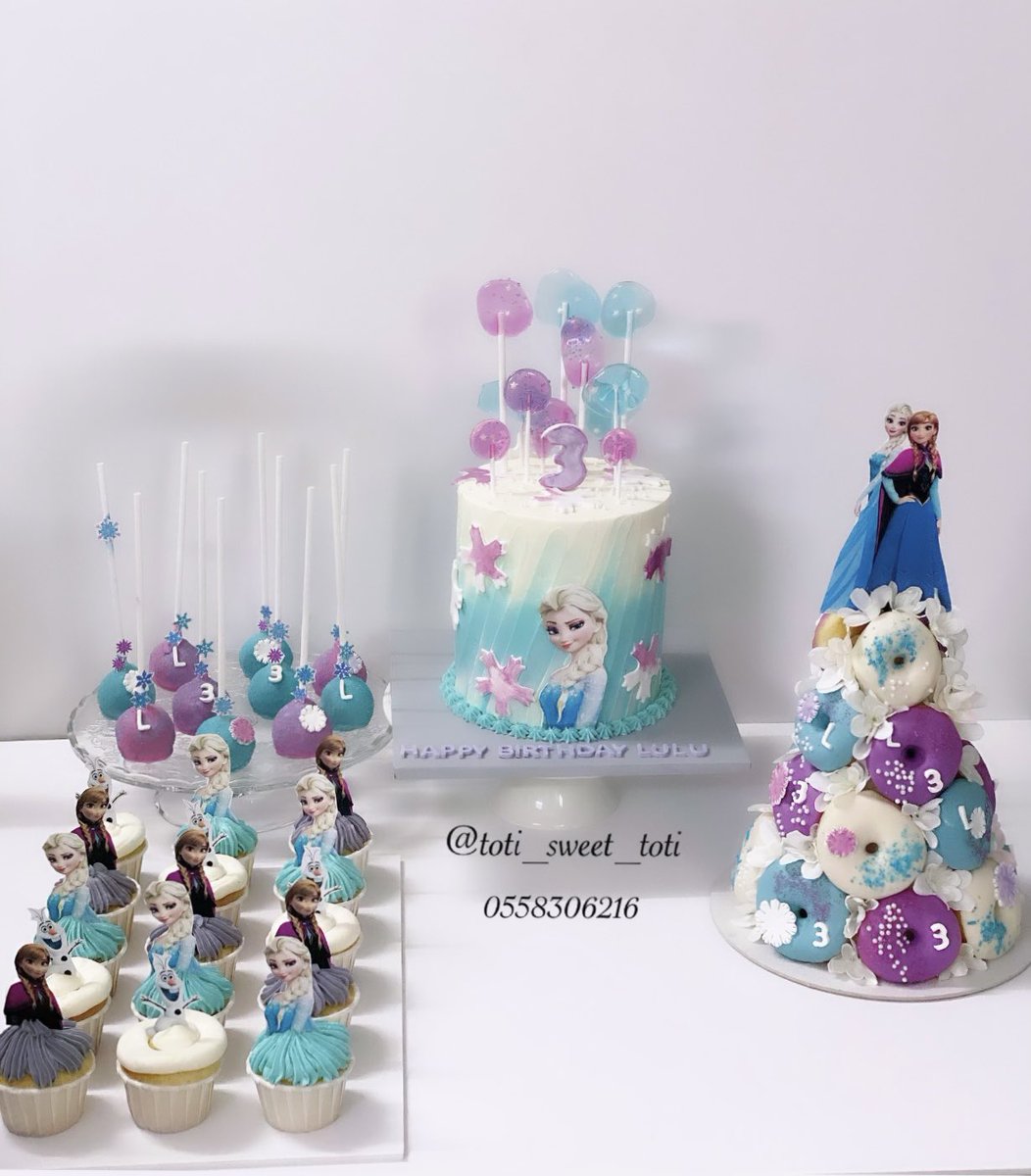 totisweettoti2's tweet photo. #كيكة_فروزن #كب_كيك_فروزن #دونات_فروزن #بوبس_كيك #frozencake #frozencupcake #frozenpops https://t.co/4p9PEFU952