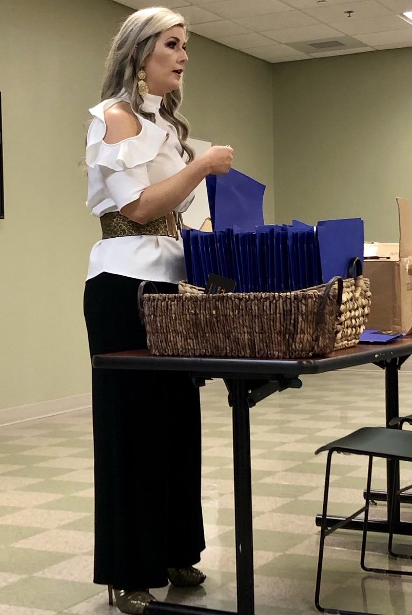 MHPTroopF's tweet photo. It was an honor to have Attorney April Braddock from Braddock Law Firm come speak and provide lunch for the Troopers of District 4, Troop F. Thank you very much Braddock Law Firm for Backing The Blue. https://t.co/p1q5FxWyVb