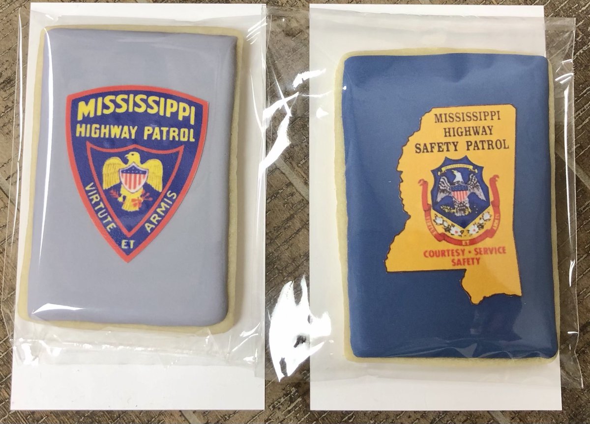 MHPTroopF's tweet photo. It was an honor to have Attorney April Braddock from Braddock Law Firm come speak and provide lunch for the Troopers of District 4, Troop F. Thank you very much Braddock Law Firm for Backing The Blue. https://t.co/p1q5FxWyVb