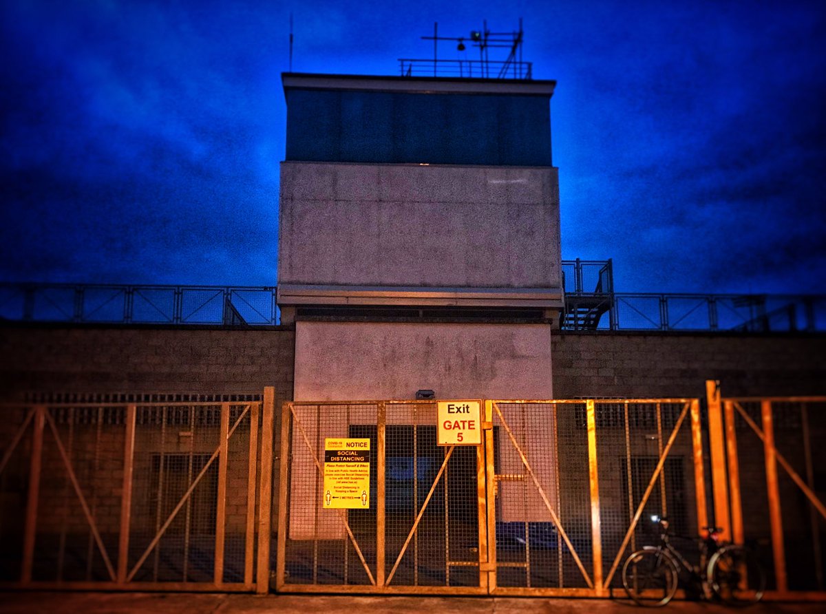 castlebarNOW's tweet photo. McHale Park this evening at dusk. Gates locked, floodlights in darkness. But still majestic.
When will we see these gates open again we wonder? 💚❤️
#castlebar #mayo #ireland #spring #springisintheair #5km #mayogaa #greenandredofmayo #eveningcycle #dusk #peaceful #auldstock https://t.co/gVC9OzZ8nH