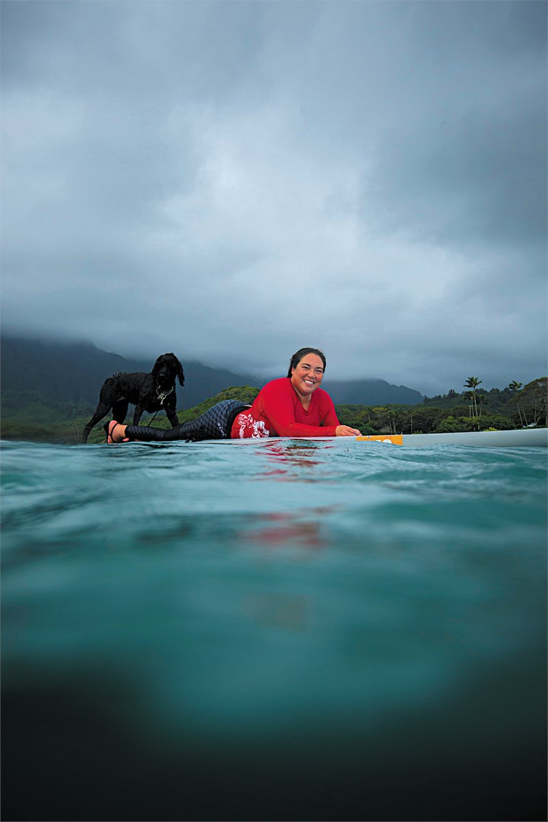 MidWeekHawaii's tweet photo. Paralympian Ann Yoshida of Mililani has recently been honored with a 2020 @accessurf Ocean of Possibilities Award, which recognizes people who give back to the community with a focus on the ocean.
#midweekhawaii #hawaii #centralvoice #paralympian #accessurf https://t.co/vYCgHPIsVE