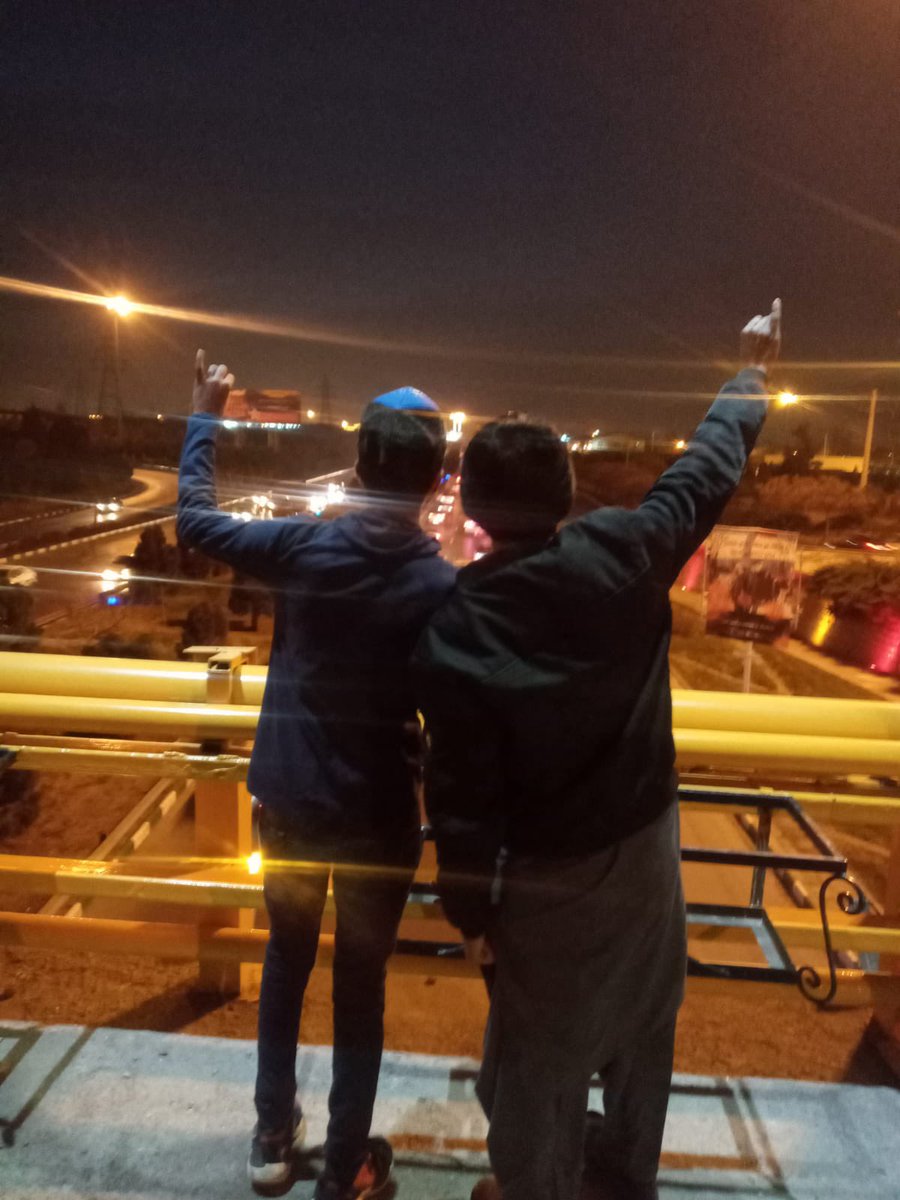 HbSarbazi's tweet photo. نماد مبارزات بلوچستان پیوند هزاران نفر برای یک ایده! به دنبال حاکمیت ملی و استعمارزدایی https://t.co/46HJnKtLZl