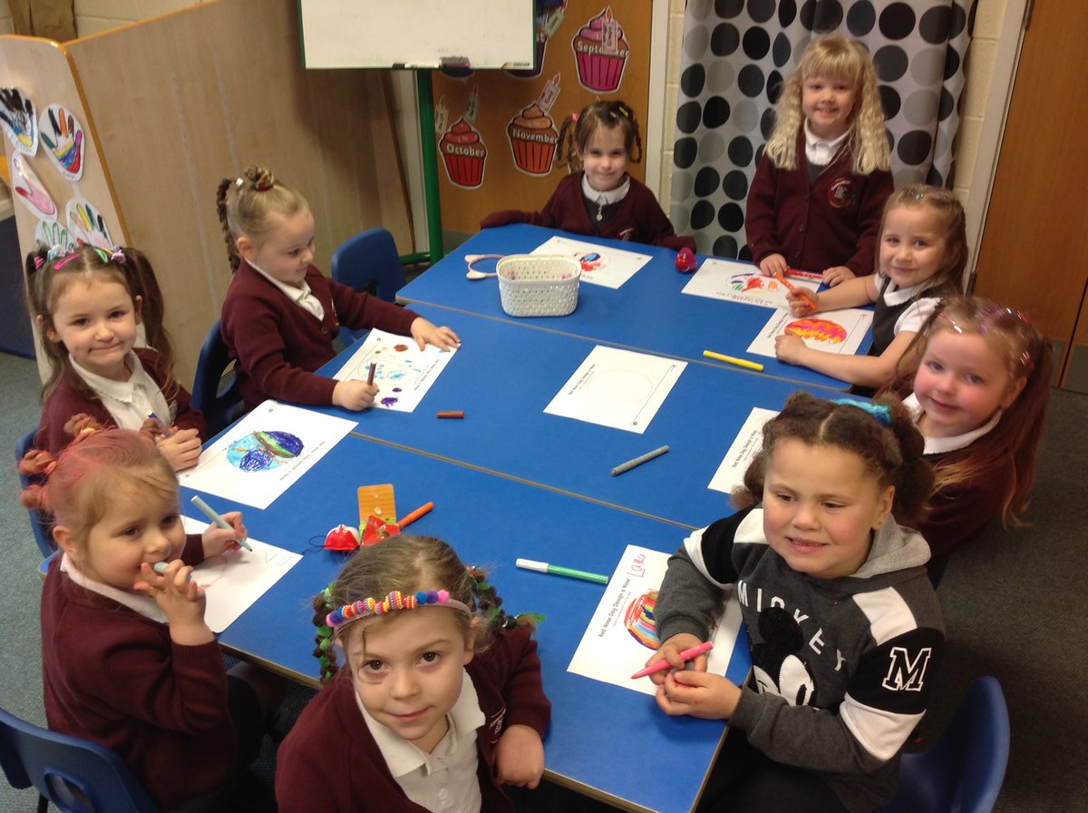Rec_BroadOak's tweet photo. We really enjoyed our 'crazy hair day' to raise money for Red Nose Day! What great red nose designs everyone! 😀 🔴 https://t.co/5KRRwxQlfk