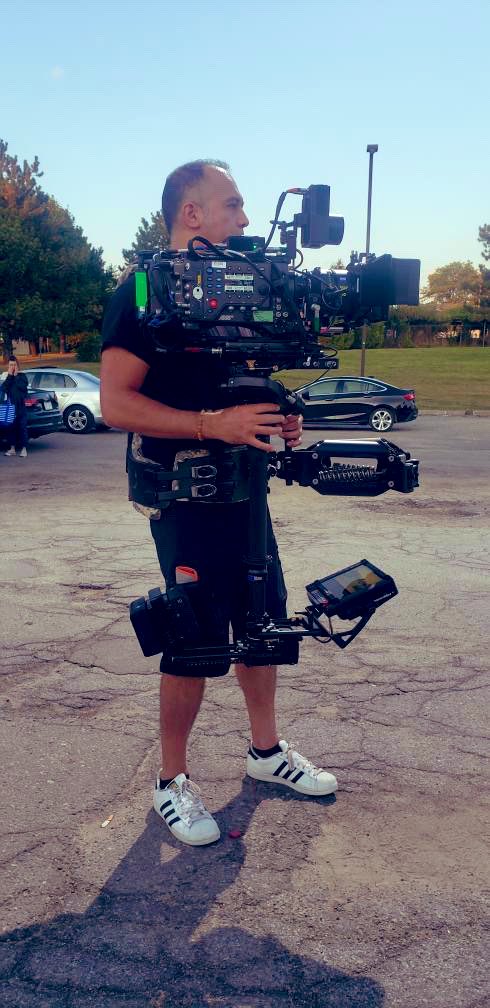_kinofist's tweet photo. Could not be happier with quality of content, passion and ability of talent and creators. BRAVO! Lucky to be involved with blockbuster @netflix show #ginnyandgeorgia @gngbts #shouldbenumber1 #MANG #SophmoreSleepover #steadicam #steadicamoperator #soc #societyofcameraoperators https://t.co/IBJ2OqBfpc