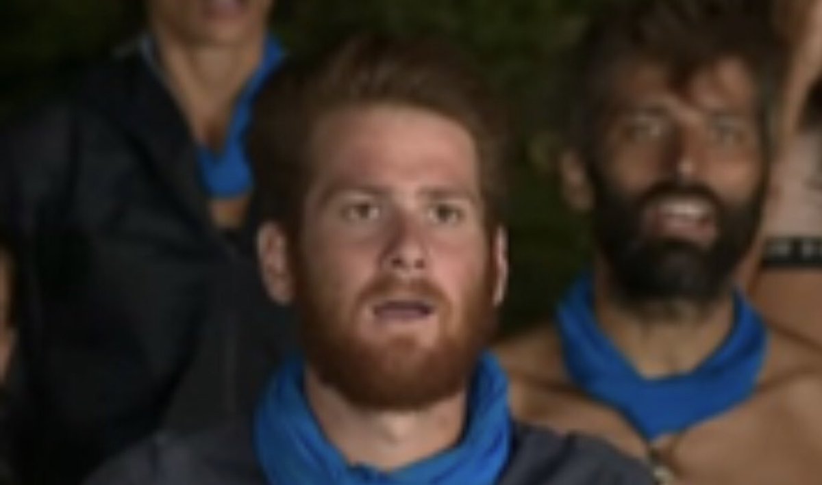 MrPolisk's tweet photo. Όταν καταλαβαίνεις ότι χωρις ματσάρισμα με τριαντάφυλλο γίνεσαι πελάτακι  #Survirorgr https://t.co/ciBmBL6IwO