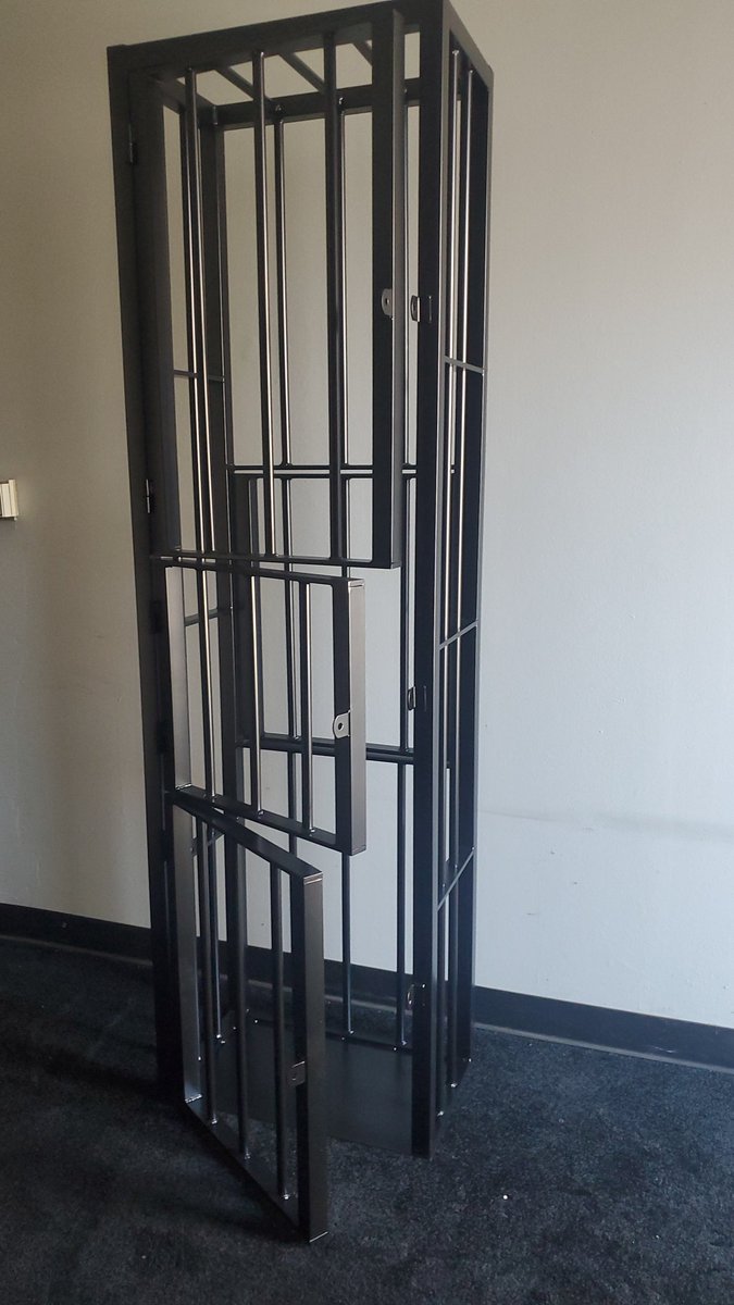 BallisticMetal's tweet photo. We have one of our Stand-up Cages in Black Powder Coat ready for it's new home....who's going to take possession of this awesome cage??? #slavecage #cage #caged #puppycage #bondagecage https://t.co/KnRNZvXvZ9