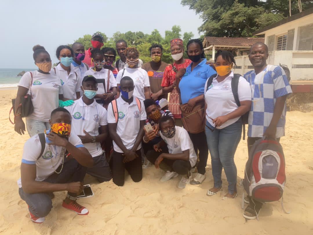 sl_sdf's tweet photo. #AFTEC #Fish #Processing Students on a field trip to #Fishing #Communities - #Funkia, #Goderich and #Number2 - along the coast in the #westernarea, #Freetown https://t.co/ihijU4BRC4