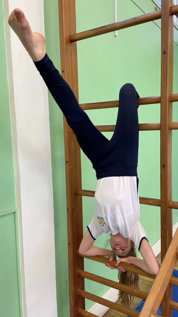 PE at <a href="/KJARSchool/">King James Academy Royston</a> is back in full flow with the pupils experiencing ⚽️🏐🏉🏀🏑🏹🤸🏽‍♂️🤾🏻 Our pupils always amaze and impress us with their imagination and creativity. 👏🏻👏🏻👏🏻