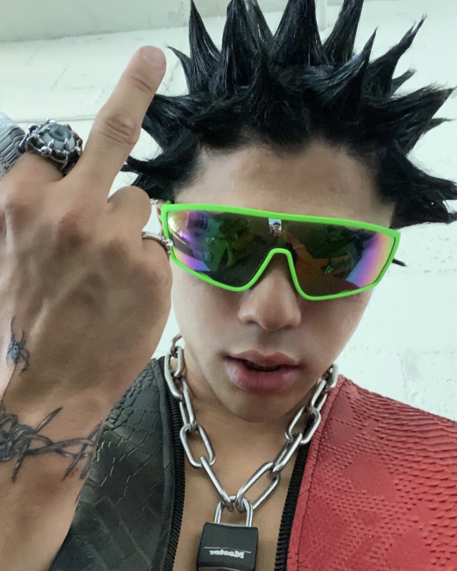 tenceefortyone's tweet photo. fuck ! <\3 https://t.co/0ynyw4i98b