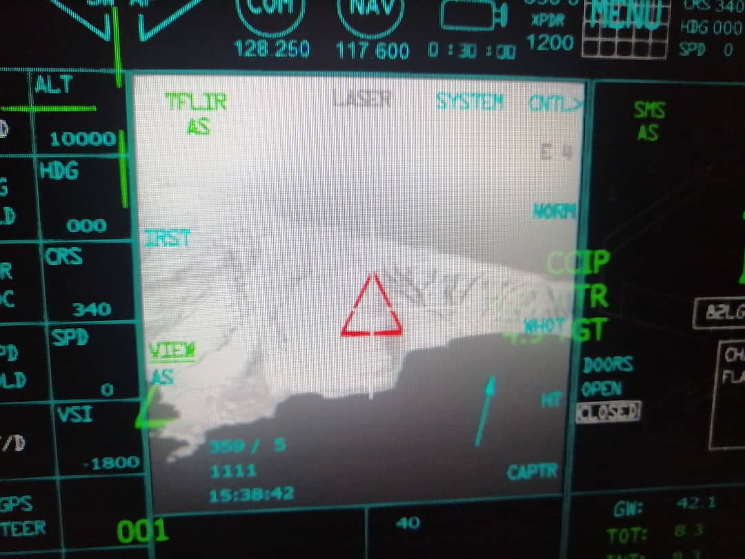 FLOANVirtual's tweet photo. #F35BCombatReady &amp; #P3D &amp; #VRSTacPackCombatSystem ✈⚔ Vuelo de nuestra #NovenaEscuadrillaVirtual 🇪🇸 en #MCASCampPendleton &amp;  #SanClementeIslandRangeComplex (#KNFG #California 🇺🇸), donde nuestros pilotos se adiestran en el vuelo en #IVAOUSA 🇺🇸 con el #F35B https://t.co/zHahx3Zl92