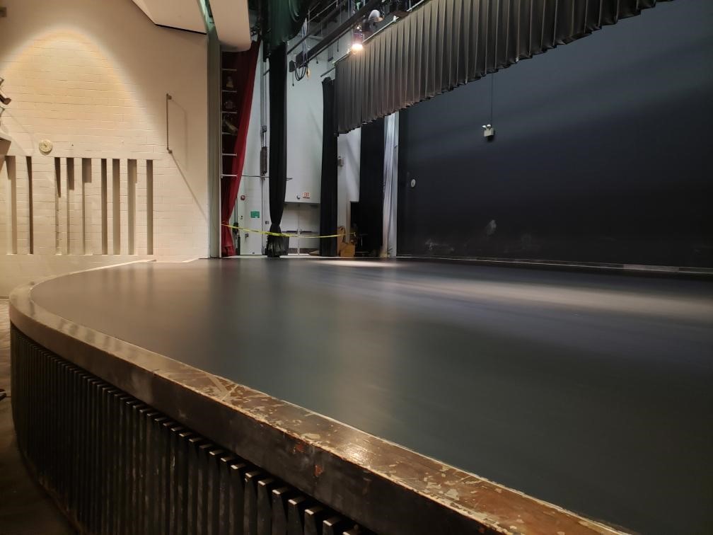 KuhnFlooring's tweet photo. We recently resurfaced the stage at "The Hawk" Community Center in Farmington Hills (previously Harrison High School). Sand, Seal, and Paint...a true transformation. A minimal investment can make a big impact! #CityofFarmingtonHills #TheHawk #PerformingArts #stagefloor #flooring https://t.co/j5wwD6PbGU