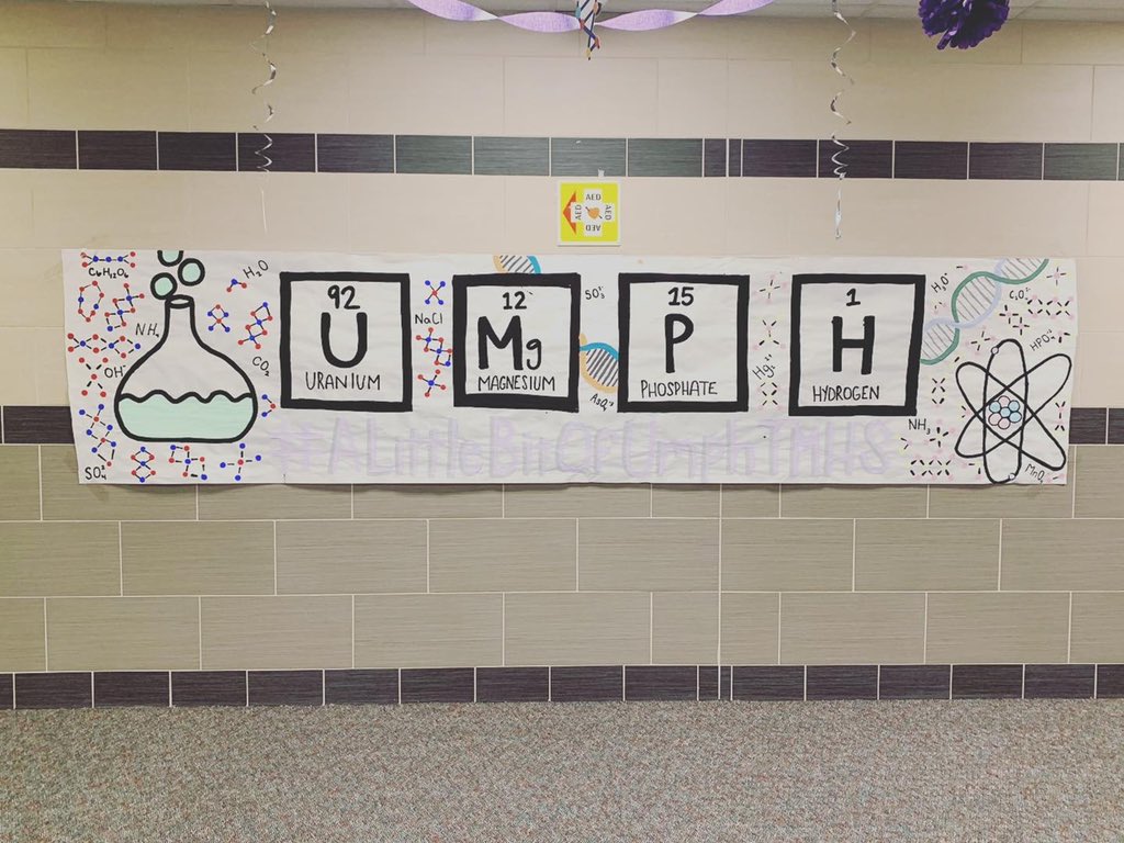 TMHSCheer2020's tweet photo. Tons of surprises in the hallways this morning! #togetherwecan #webelievetmhs #hashtagsfordays https://t.co/rbLN1o06XG