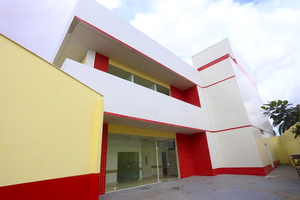 FlavioDino's tweet photo. Tudo pronto na nossa nova unidade de alta complexidade, para receber gestantes com coronavírus. Funcionará nesta semana. Seguimos ampliando estruturas e leitos com todas as nossas energias >> https://t.co/3YmIDIGOKQ