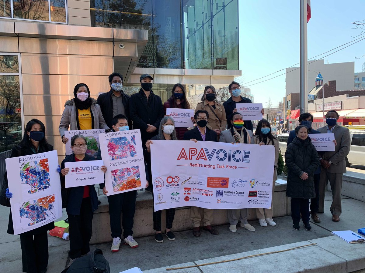 BriannaCea's tweet photo. There are ppl in this country who don’t want us here. But we’re not going anywhere ya’ll @OCANewYork
And we’re going to damn well draw maps & secure political power for our communities while we’re at it 😤 #MapOurFuture #APAVOICE #PROTECTASIANLIVES https://t.co/4WNjHZawpi