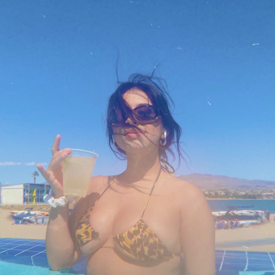 Maria de Guapalupe 💵 tweet media