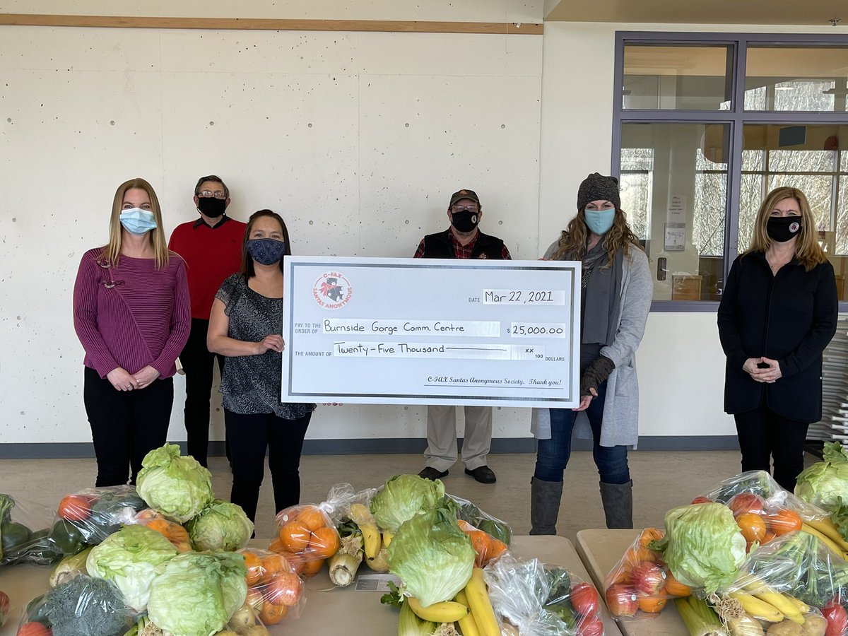 CFAXsantas's tweet photo. Today we presented @BurnsideGorge with a $25,000 grant. $20,000 goes towards food hampers for 100 families per week and $5,000 goes towards special dietary restrictions and baby formula. #moreforthekids https://t.co/g8lenpDaQ9