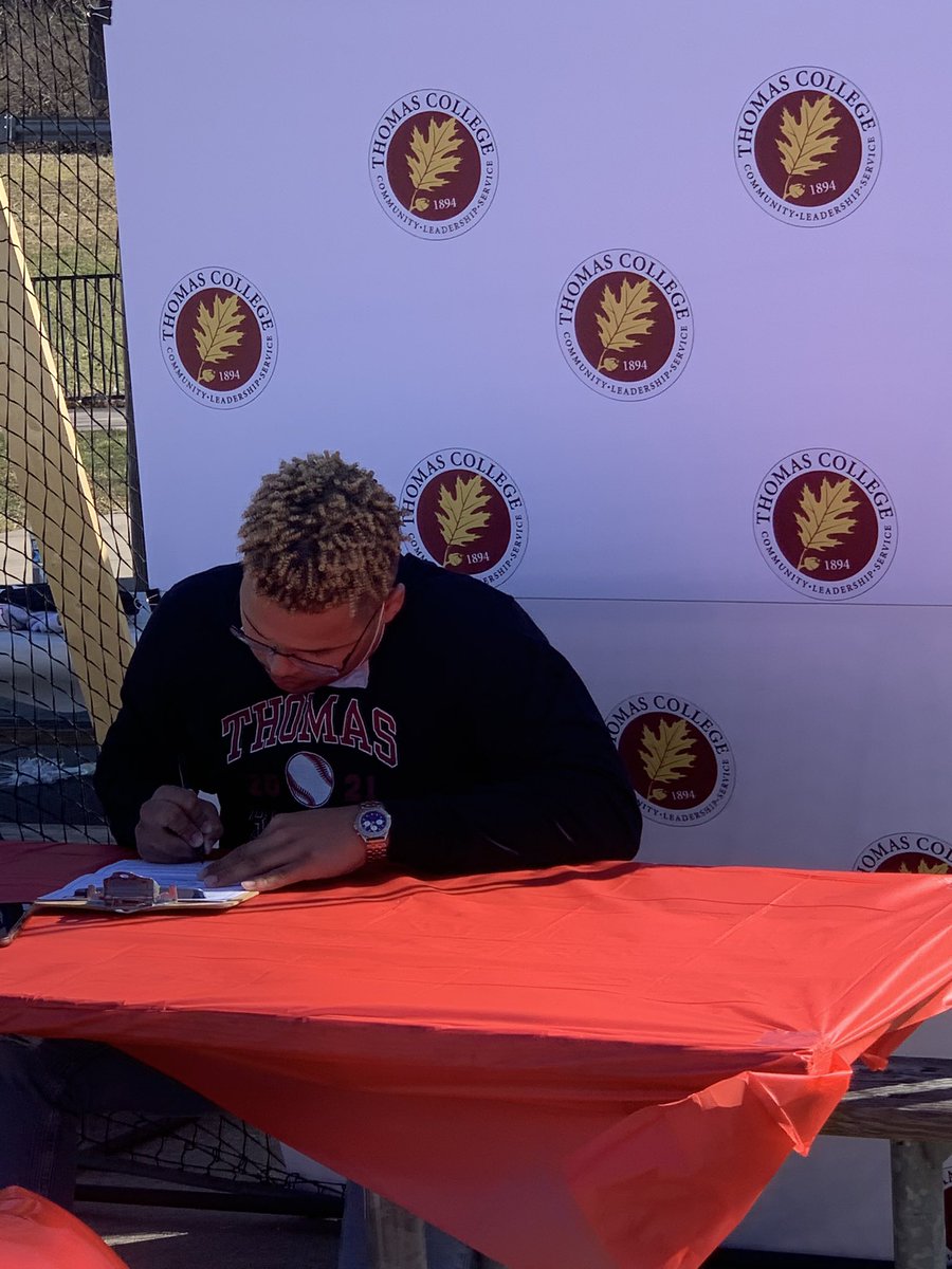 BobbiJoWathen's tweet photo. This weekend I was so excited to celebrate one of our baseball players as he continues his education and baseball career at Michaelโs College. #MHSDragons #Reachhigher https://t.co/jWbNja0v3L