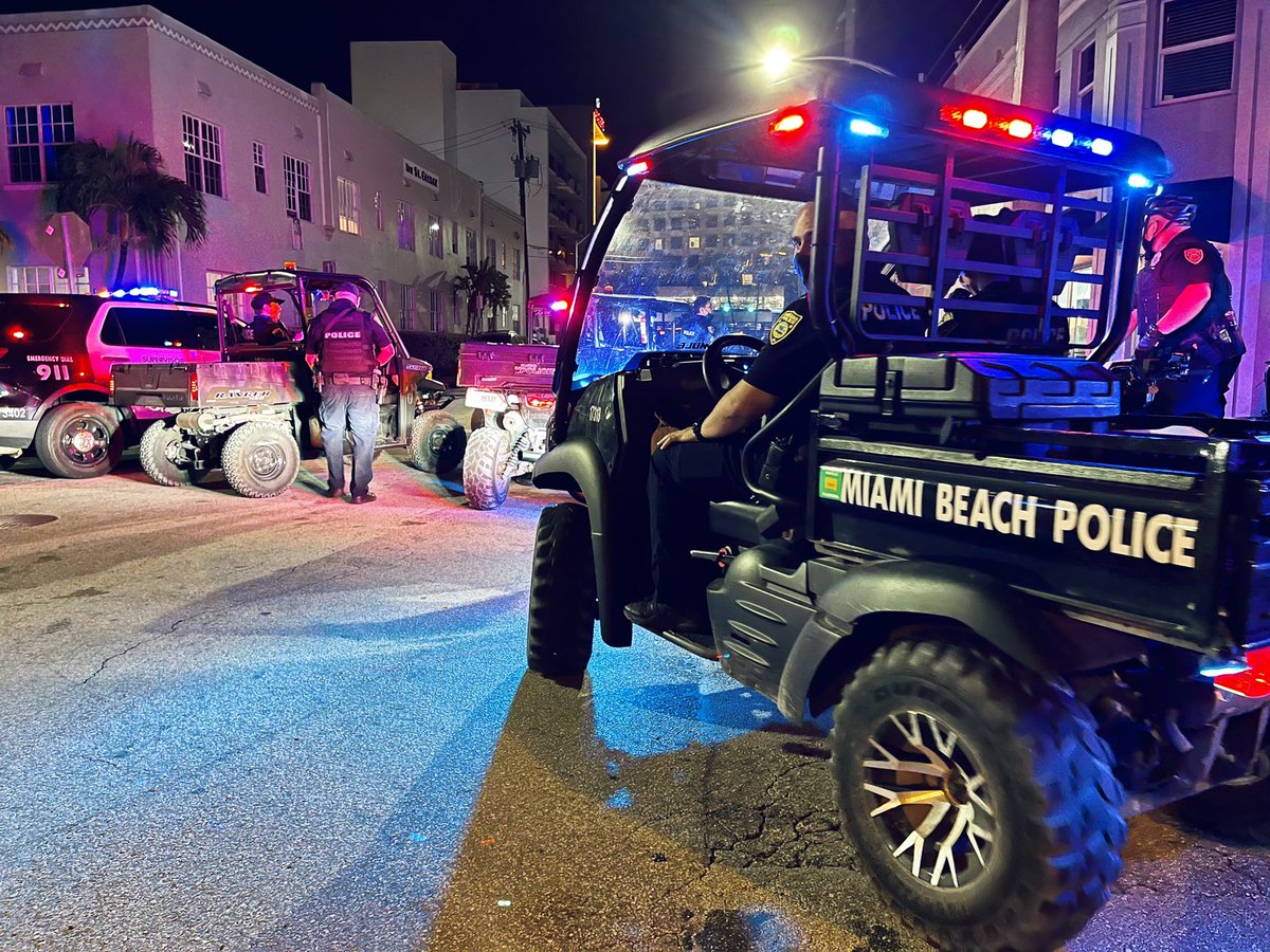 MiamiBeachPD's tweet photo. SERVING AND PROTECTING: Over the past 6 weeks, MBPD has amplified its staffing to ensure our community remains safe. Our efforts have yielded:
•1050 citywide arrests
•398 of those arrests were felonies
•102 firearms seized
•11,279 traffic citations issued
#MBPDprotecting https://t.co/b2dcLErKFa