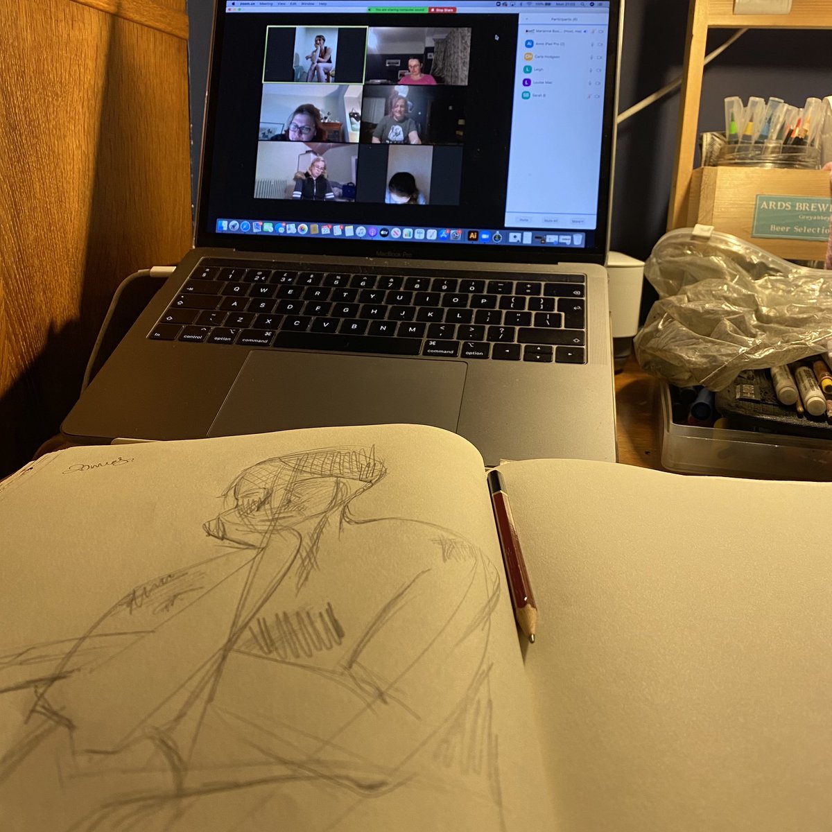 Mazzster's tweet photo. ..thought I’d share another great live figure drawing session after the @ImagineBelfast and @we_will_thrive session this afternoon. #CTGImagine. Thanks to #lifedrawingbangor &amp; @B00M_Collective https://t.co/Ymz6wbSOSn