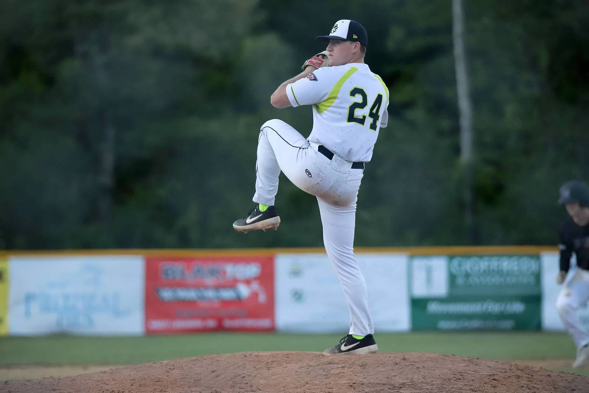 AbpBaseball's tweet photo. Coach Jordy Allard:
Current Starting Pitcher Babson
Vermont Baseball Gatorade POY 2017 (RHP, SS)
NCAA College World Series (2018, 2019)
Upper Valley Nighthawks(2018, 2019, 2021)
Signed with Falmouth Commodores (CCBL 2020)
Babson Team Captain (2021)
Richmond University (2021) https://t.co/E5MQQTOu3d